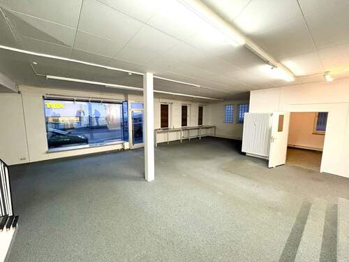 Gewerberaum/Ladengeschäft EG - 