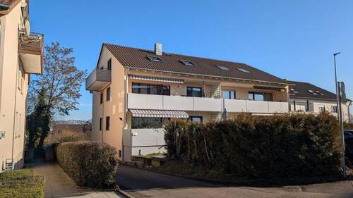 Bild 1 - 3 Zi mit Stellplatz und Balkon - frisch renoviert