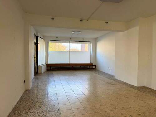 Fläche links - Büro mit 117,00 m&sup2; in Mönchengladbach / Holt zur Miete