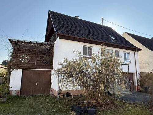 3 - 5 Zimmer Einfamilienhaus in Ertingen