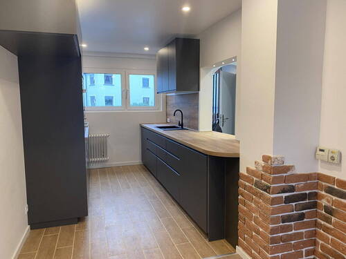 Bild 1 - Charmantes, modernisiertes Reihenhaus mit Garten, Balkon & Garage - in Stuttgart-Altenburg