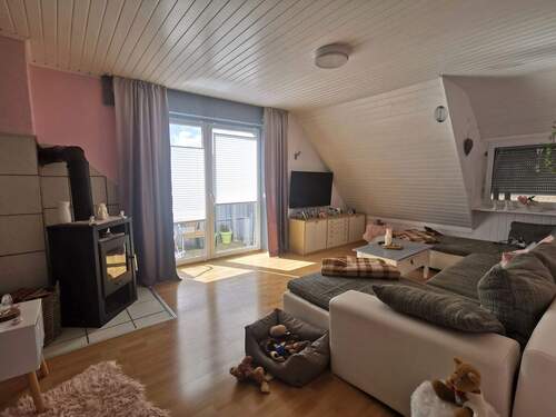 Wohnzimmer - Eigentum statt Miete - helle Wohnung mit Kamin und Garten in Warendorf-Einen