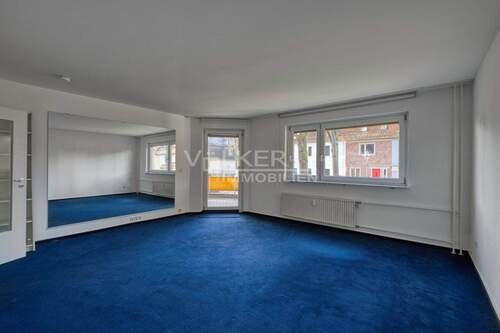 Wohnzimmer - 5 Zimmer Etagenwohnung zum Kaufen in Berlin