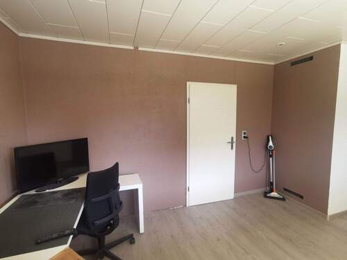 Zimmer 1 Einl. - 