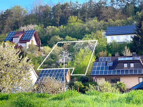 Ansicht von der unteren Strasse aus - Sonnige Aussichten über dem Lauterachtal