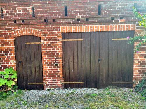 Garage 1 - 