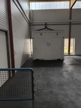 WC-Container (Halle rechts) - 