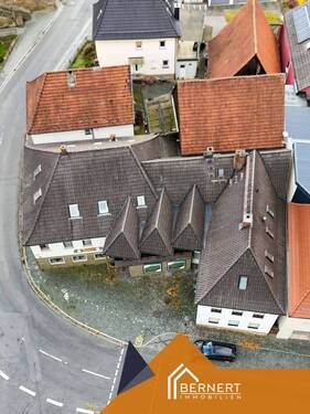 Luftaufnahme - Mehrfamilienhaus, Wohnhaus mit 530,00 m&sup2; in Altenkunstadt zum Kaufen