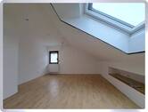 Wohnzimmer - 4 Zimmer Etagenwohnung zur Miete in Rodgau