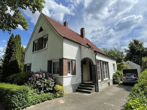 Charmantes Einfamilienhaus - 7 Zimmer Einfamilienhaus zum Kaufen in Rietberg