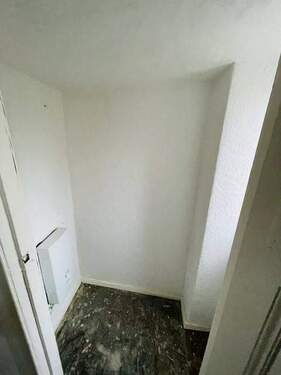 Kammer - 1 Zimmer Etagenwohnung zum Kaufen in Berlin