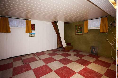 Kellerraum mit Zugang in EG - 