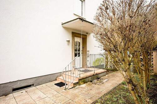 Außenansicht, Eingang - Mehrfamilienhaus, Wohnhaus mit 190,00 m&sup2; in Iserlohn zum Kaufen