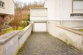 Aussenansicht, Zufahrt Garage - 