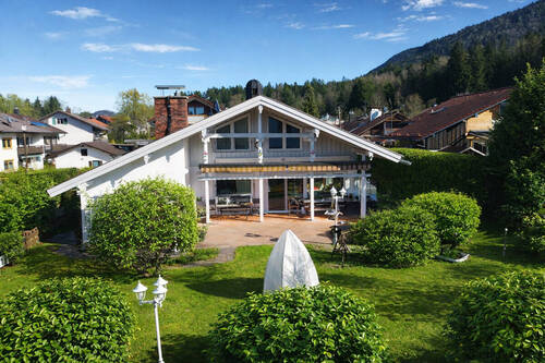 Hausansicht - 7 Zimmer Einfamilienhaus zum Kaufen in Bad Heilbrunn