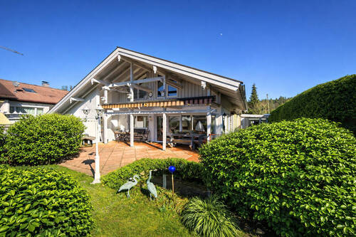 Hausansicht - 7 Zimmer Einfamilienhaus in Bad Heilbrunn