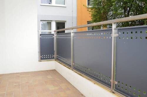 Balkon - Zugang vom Wohnzimmer aus - Etagenwohnung mit 79,00 m&sup2; in Bayreuth zum Kaufen