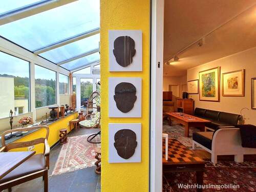 Der Wintergarten erweitert das Wohnzimmer - 