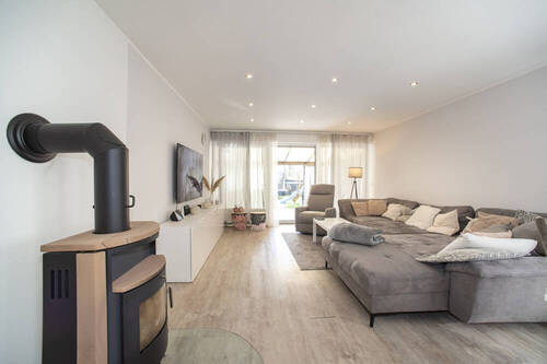 mit Kamin - Mehrfamilienhaus, Wohnhaus mit 250,00 m&sup2; in Saarbrücken / Brebach-Fechingen zum Kaufen