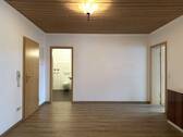 Bild 1 - Großweil - Gewerbe-Büroräume zu vermieten