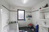 Ansicht Badezimmer (1.OG) - 