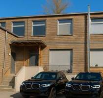Dein Rückzugsort in Citynähe: 105 m², nagelneue Küche & Parkplatz, vollständig renoviert! - Dortmund Mitte