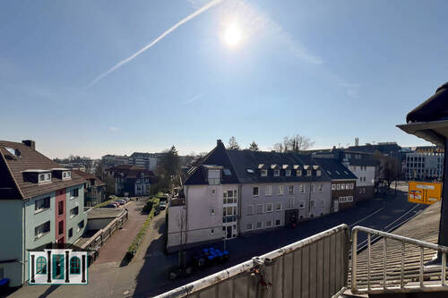 Blick vom vorderen Balkon - 