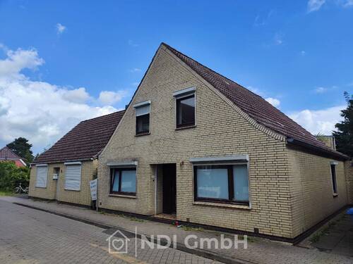 Fassade Haus Nr. 10 - Haus in Uetersen - 395.000,00 EUR Kaufpreis, ca.  194,00 m² Wohnfläche