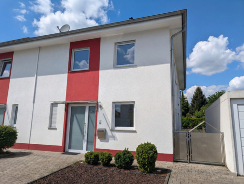 Front - 4 Zimmer Einfamilienhaus in Kaiserslautern