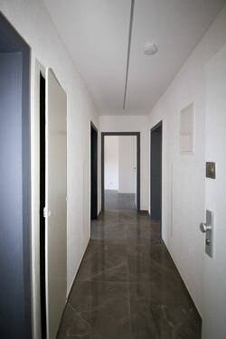 Flur - 2 Zimmer Etagenwohnung in Mannheim