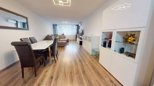 Wohnzimmer.jpg - Modernisierte 4-Zimmer-Wohnung Nähe Mathildenschule