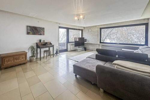 EG Wohnzimmer - Bungalow mit 226,30 m&sup2; in Denkendorf zum Kaufen