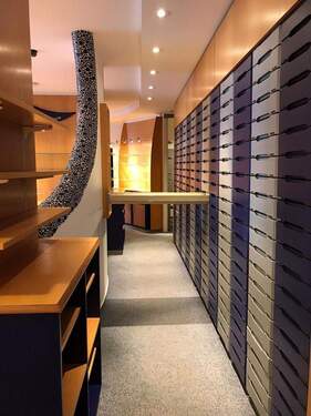 Verkaufsraum Schubladen - 