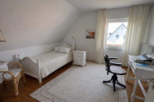 Eines von insgesamt 5 (Schlaf)zimmern des Hauses - 