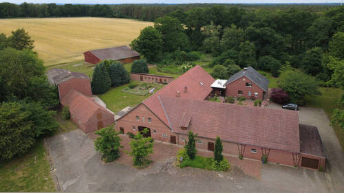Gesamtansicht - 1 Zimmer Bauernhaus, Landhaus zum Kaufen in Dickel / Dönsel