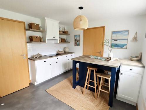 Küche DG - (KI generiert) - 