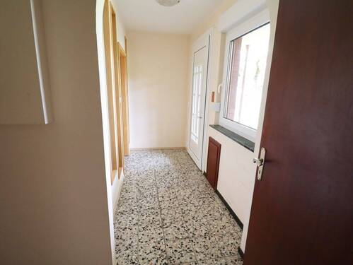 Flur EG - 5 Zimmer Einfamilienhaus in Wetschen