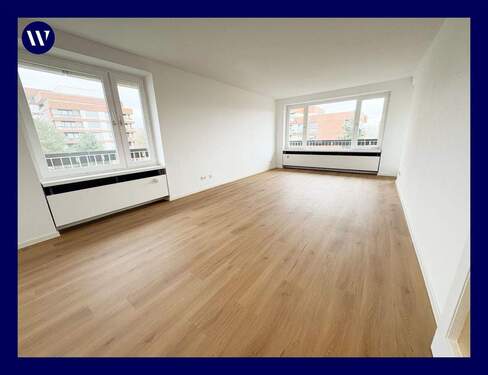helles Wohnen - NEUES Bad* NEUER Boden* NEUES Wohngefühl* NEUE Einbauküche* 3 Zimmer + Balkon, Gäste-WC, Aufzug