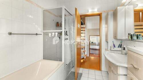 1. OG Badezimmer 2 - 