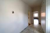 V1568_2 Flur Oberwohnung - 