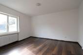 V1568_2 Schlafzimmer Oberwohnung - 