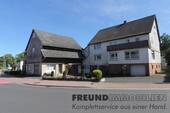 St Außenansicht.JPG - Wohnhaus mit Scheune und Werkstattgebäude