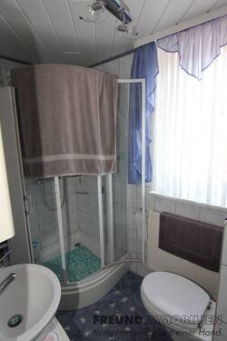 St Dusche.JPG - 