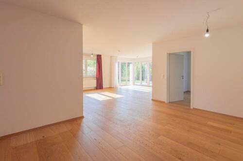 Ess- und Wohnzimmer - 