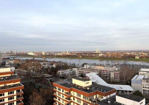 Balkonblick bis zum Rhein - 