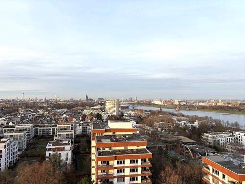 Balkonblick bis zum Rhein1 - 