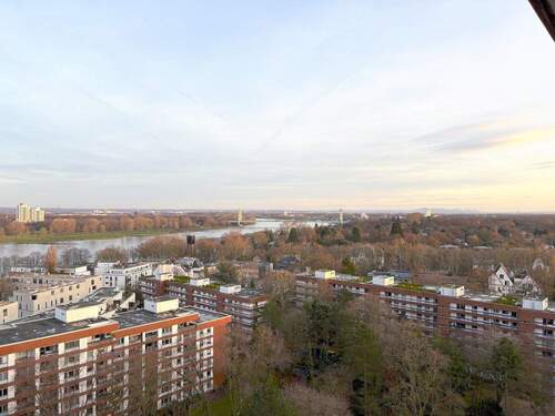 Balkonblick bis zum Rhein3 - 