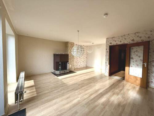 Herrlich hell mit Terrassen-/Gartenzugang - Reihenendhaus mit 150,00 m&sup2; in Osterholz-Scharmbeck zum Kaufen