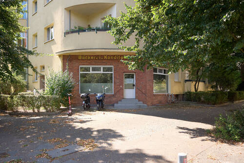 Exponierte Lage an der Ecke - 6 Zimmer Büro zum Kaufen in Berlin