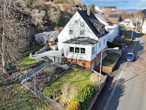 Außenansicht - 6 Zimmer Einfamilienhaus in Haiger